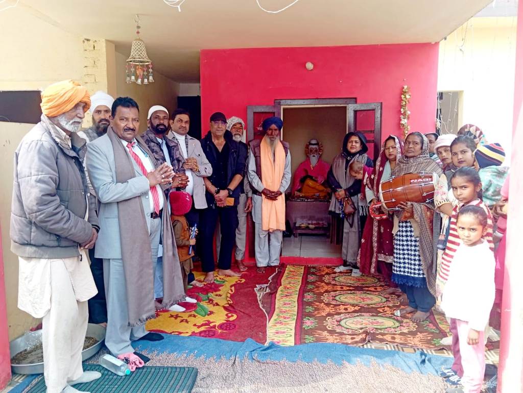 Punjab President Human Service Society Jatinder Sharma said that we all should follow the guidance given by Ravidas Ji